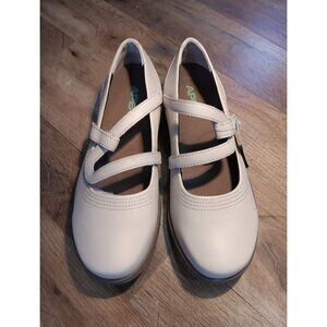 Apex Women's Janice‎  Leather  Mary Jane Shoe Flat Size 6.5 Wide Nwt